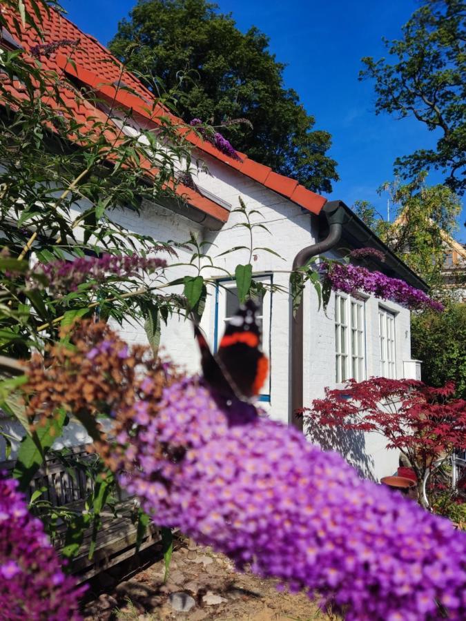 Fischerhaus Blankenese Гамбург Экстерьер фото